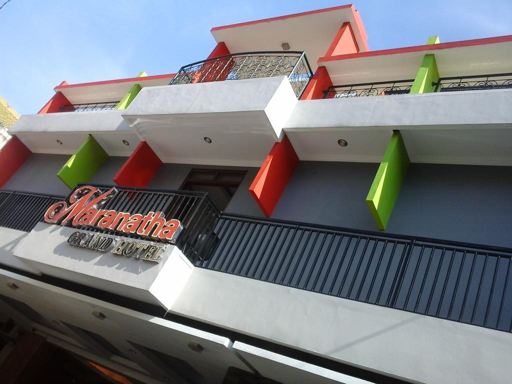 Maranatha Grand Hotel Yogyakarta Exterior foto