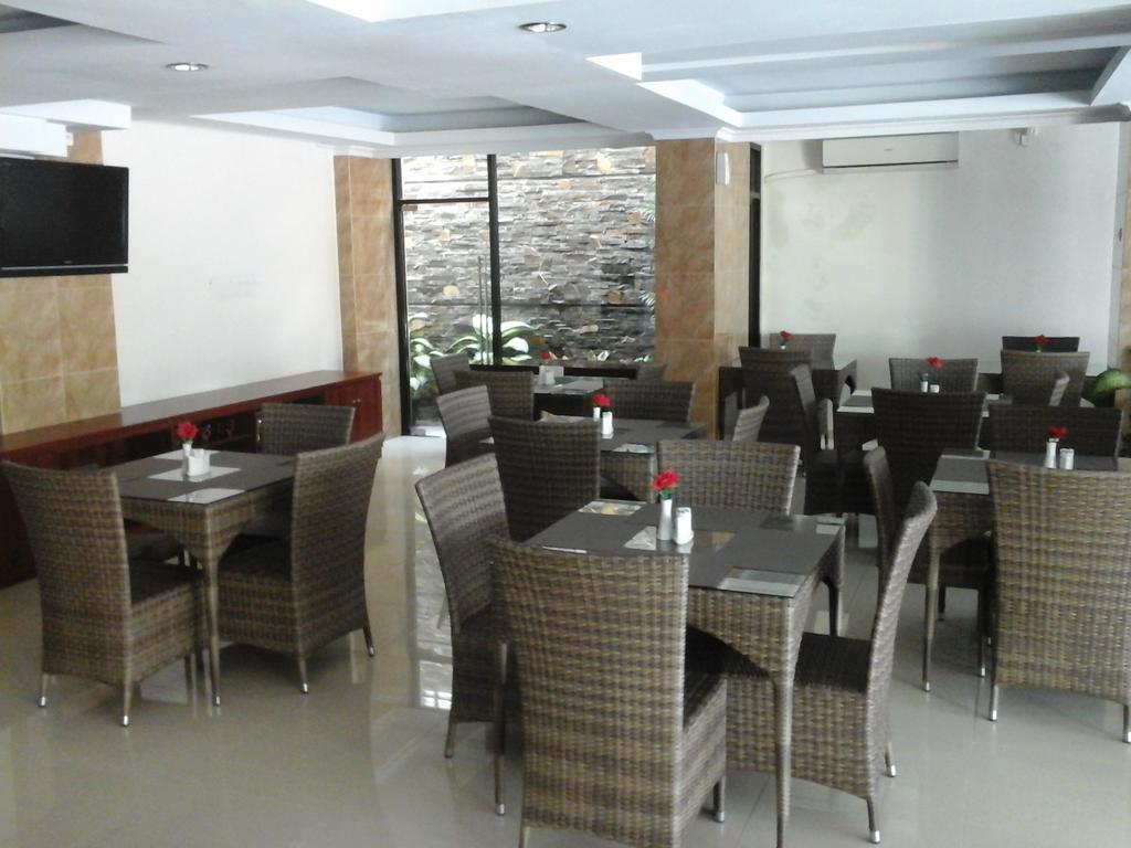 Maranatha Grand Hotel Yogyakarta Exterior foto