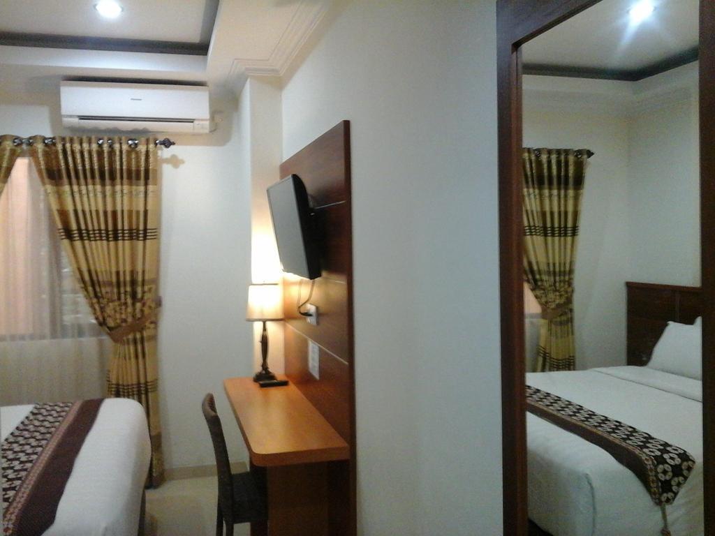 Maranatha Grand Hotel Yogyakarta Habitación foto