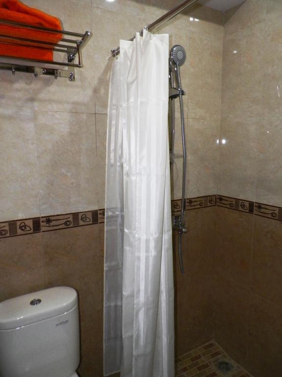 Maranatha Grand Hotel Yogyakarta Habitación foto