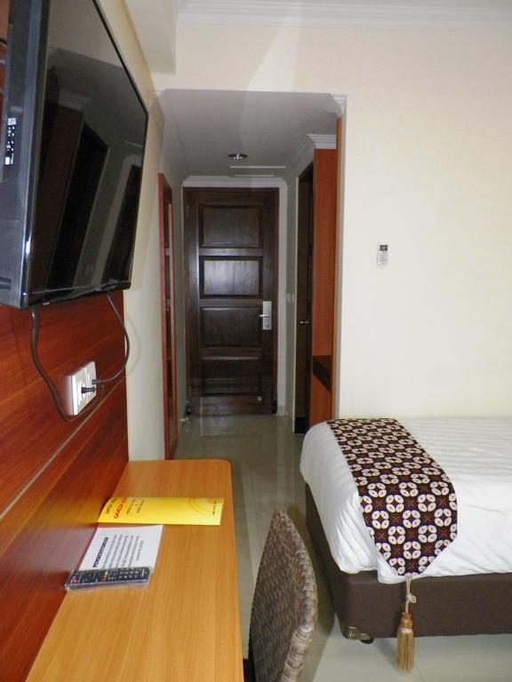 Maranatha Grand Hotel Yogyakarta Habitación foto