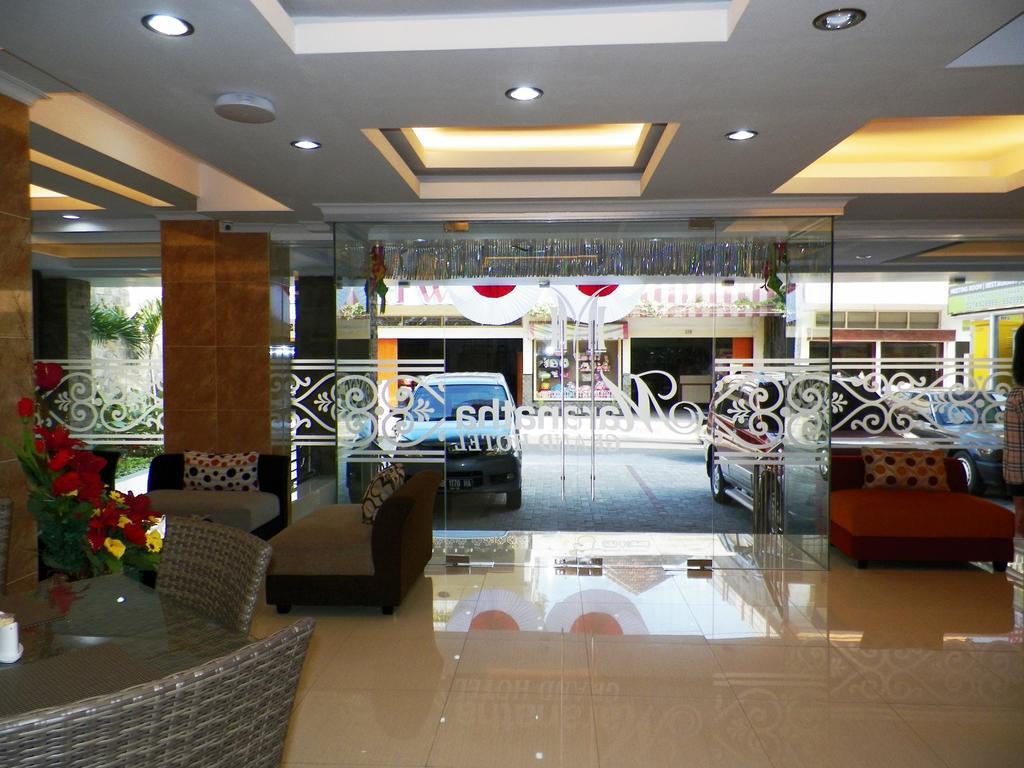 Maranatha Grand Hotel Yogyakarta Exterior foto