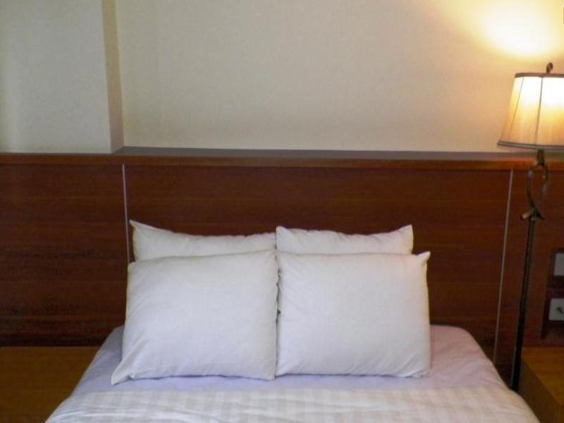 Maranatha Grand Hotel Yogyakarta Exterior foto